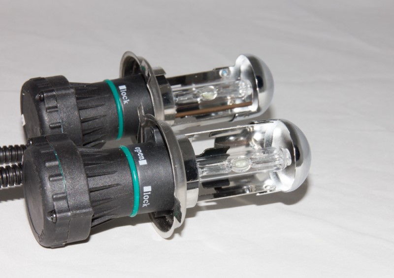 КСЕНОН лампа H4 6000К AC (дальний/ближний свет) биксенон