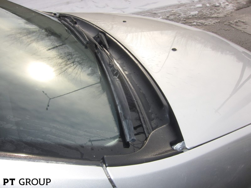 Накладка в проем стеклоочистителей (жабо) (черное тиснение) (ABS) Lada Largus c 2012