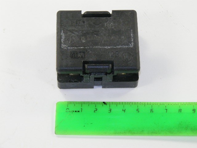 Блок предохранителей Г-3302 БПР-2М1 /маленький на 2 предохр/