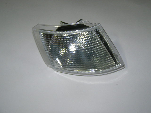 Поворотник передний 2110 правый белый /под фару AL/