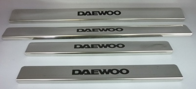 Накладки порогов Daewoo из 4шт (нерж.)