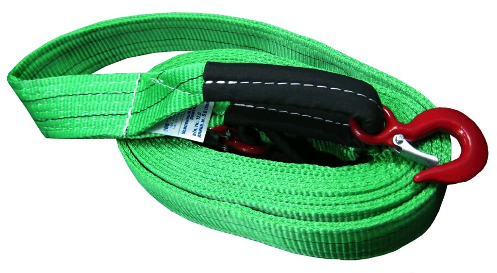 Трос буксировочный (лента) TPLUS 12т. х  5м.  2 крюка УСИЛЕННЫЙ