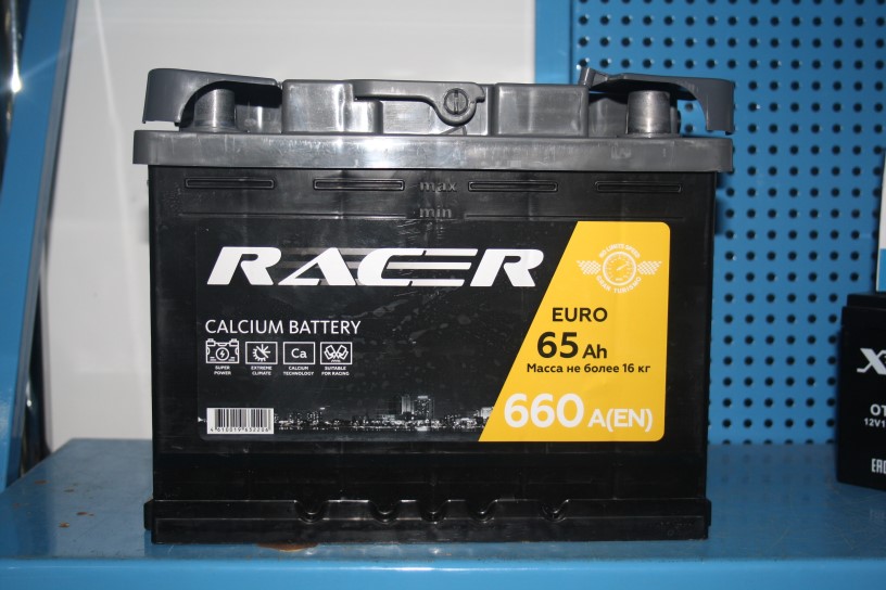 Аккумулятор  RACER 6 СТ 65 Ah оп(-,+) 660A