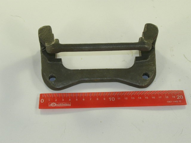 Скоба суппорта Г-3302, Волга (левая=правая) 1 шт.