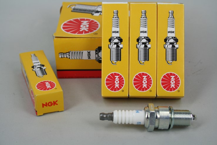 Свеча NGK BPR9ES (7788)