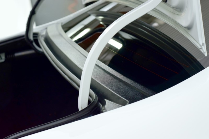 Накладка в проем заднего стекла (ABS) Lada Vesta седан с 2014 (Жабо)