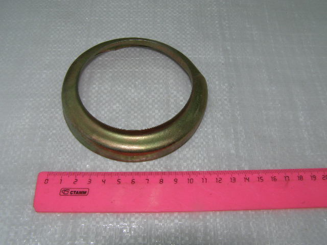 Чашка пружины передней 2101