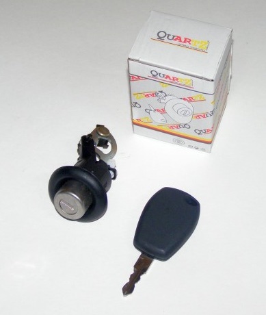 Замок багажника Renault Logan Sandero в сб.  с\о до 2008 г,