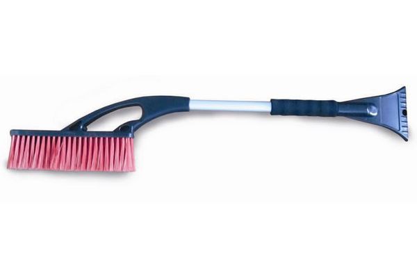 Щетка для снега WB-6312 со скребком и мягкой ручкой (73см)