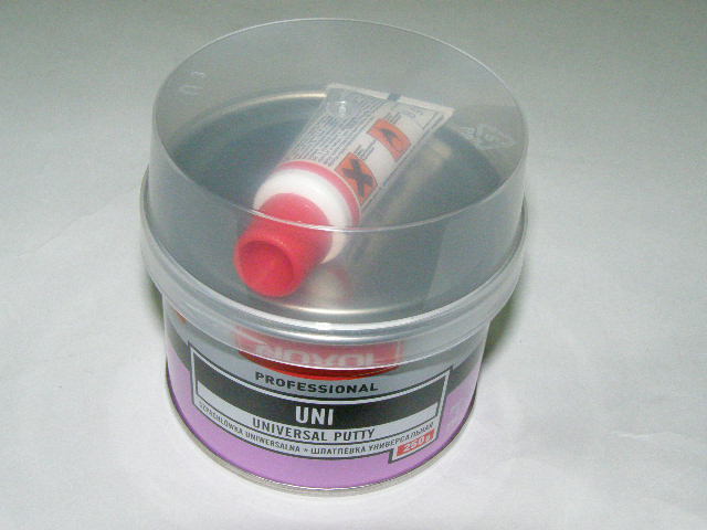 Шпатлевка  Novol UNI  0,25кг универсальная