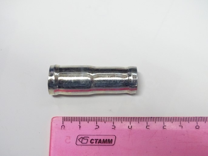 Трубка соединитель для патрубков прямая D18х16 (металл)