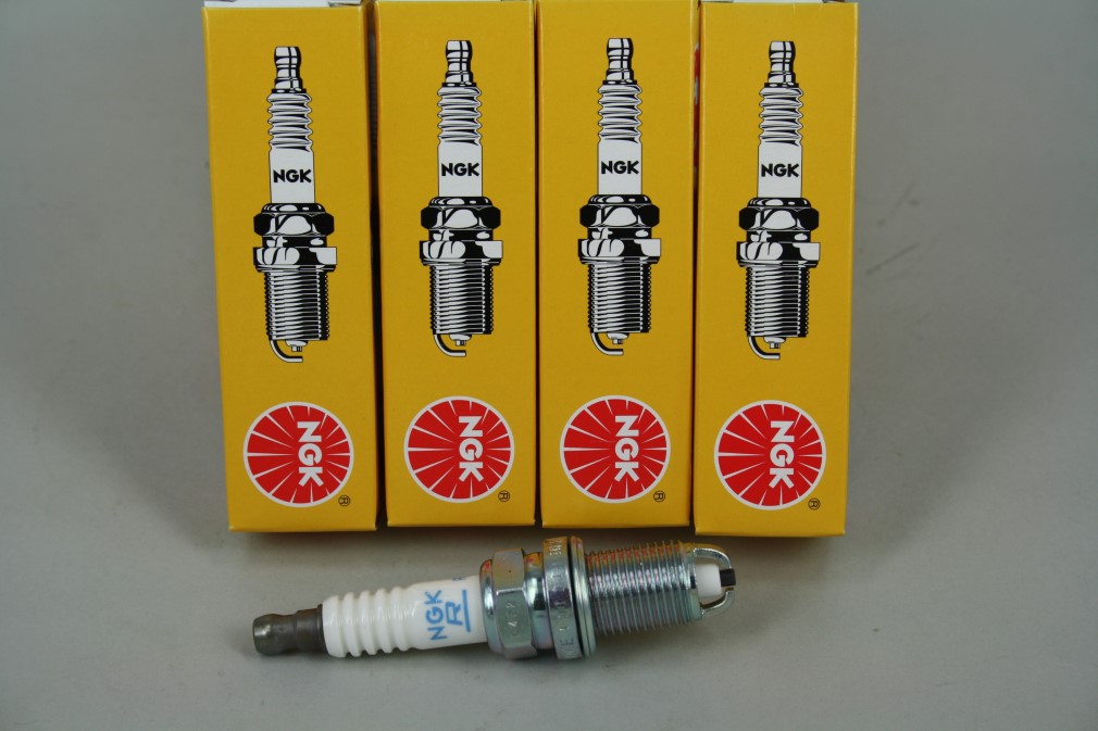 Свеча NGK BKR6EK (2288)