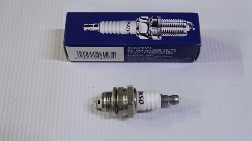 Свеча DENSO Honda (6023) для 2 тактн,