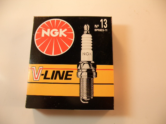 Свеча NGK  V-Line №13 (BPR 6ES-11) для ВАЗ инжектор 8-ми клап.