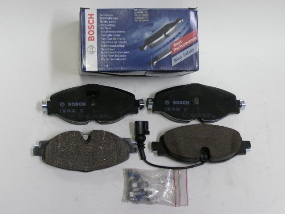 Колодки тормозные Skoda Octavia A7 Kodiaq Superb 3V Volkswagen Golf VII Passat с 2014г. перед.