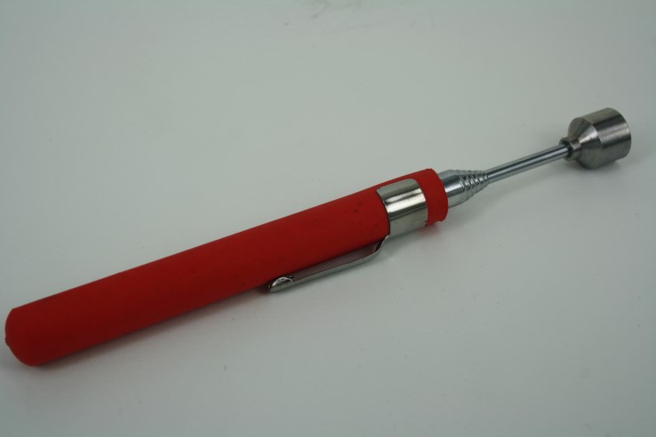 Ручка-магнит телескопическая до 4,5 кг,  max длина 60,8см