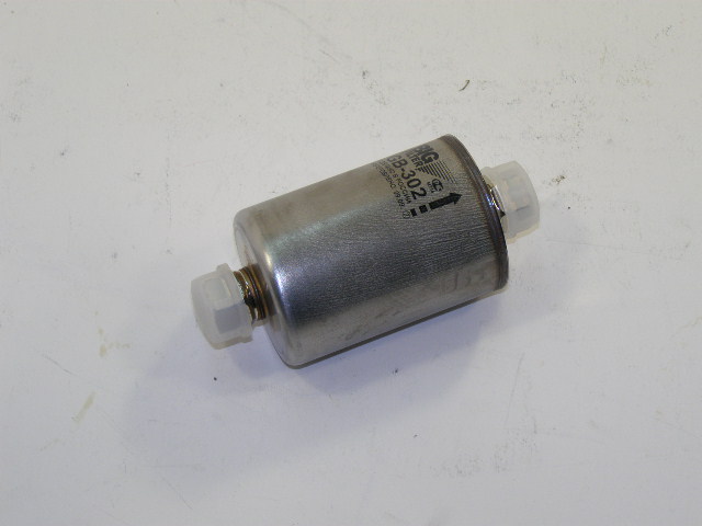 Фильтр топливный для ВАЗ инжектор с/о V=1500 на резьбе (2114, 2110)