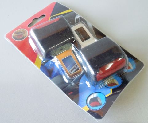 Заглушка в замок ремня безопасности с фиксатором из 2шт блистер