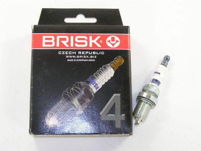 Свечи BRISK  Silver  DR 17 YS Г-3302 ЗМЗ-405 Евро-3 на газ.топл.(1351)