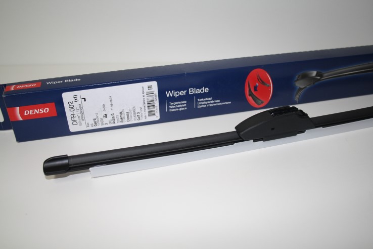 Щетка стеклоочистителя DENSO 450мм бескаркасная DFR002