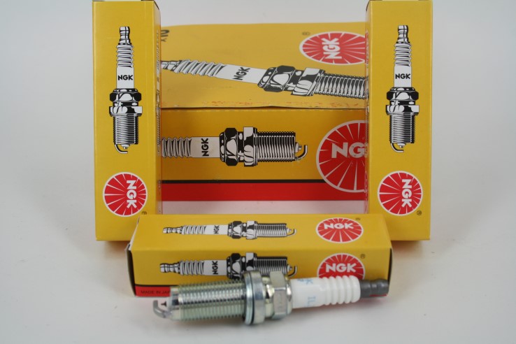 Свеча NGK IRIDIUM ILZFR6C-11K Mitsubishi LANCER X V=1500