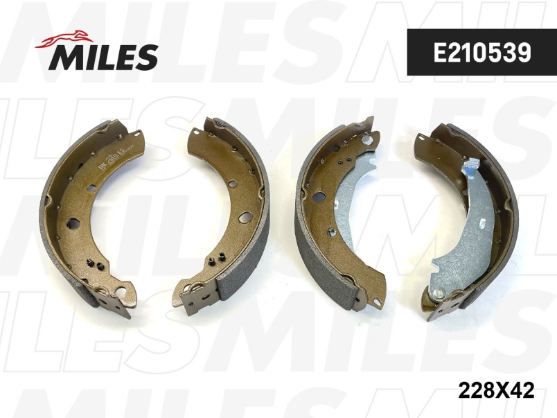 Колодки тормозные задние VW POLO SEDAN 10- бараб. /228*42/