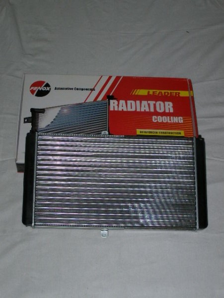 Радиатор охлаждения 2110-2112 алюминивый универсальный