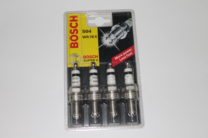 Свечи  BOSCH  Super 4 WR78X Audi, Skoda, Nissan, Opel 80-01, для ВАЗ инжектор