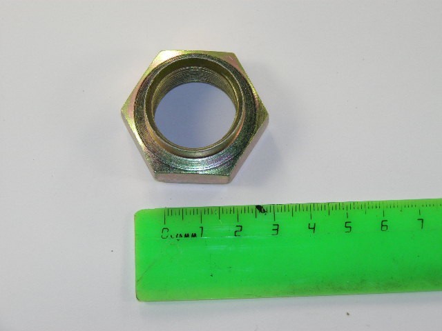 Гайка Г-3302,Г-24 ступицы передней М24*1,5 н/о