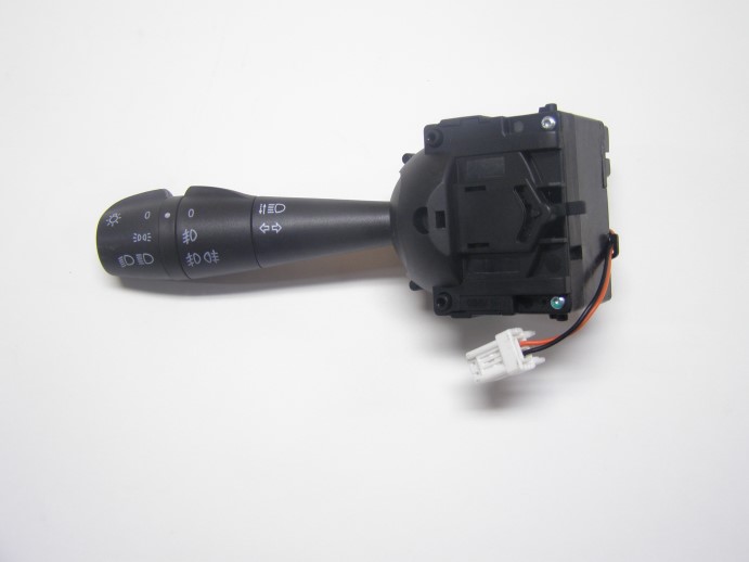 Переключатель подрулевой Renault Logan, Sandero с 2014 левый поворота, света - без кнопки, c ПТФ
