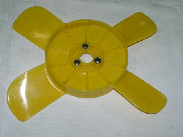 Вентилятор (крыльчатка) радиатора 2101 4-х лопаст. ЖЕЛТАЯ