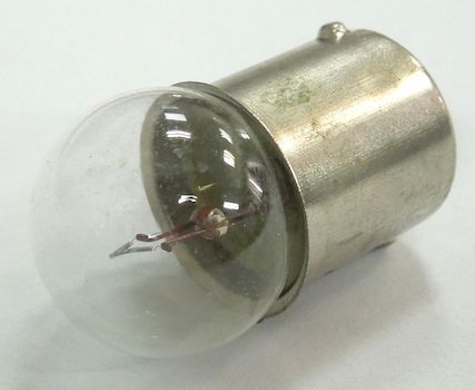 Лампа  12V  R5W (BA15s)