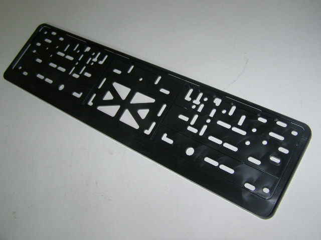 Рамка под номер пластиковая с защелками черная без надписи