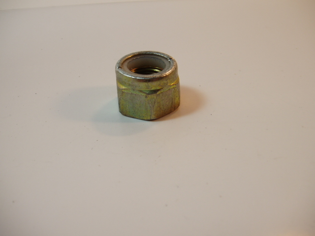 Гайка М16*1,5 хвостовика /2101/, растяжки /2108/ с тефлон