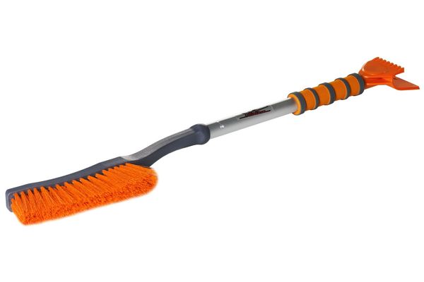 Щетка для снега c экстрашироким  скребком и распушенной щетиной 80 см.