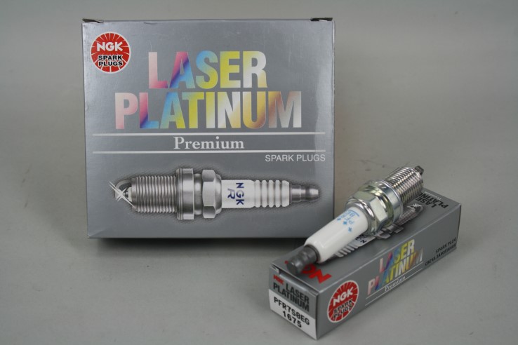 Свеча NGK LASER PLATINUM PFR7S8EG (1675)