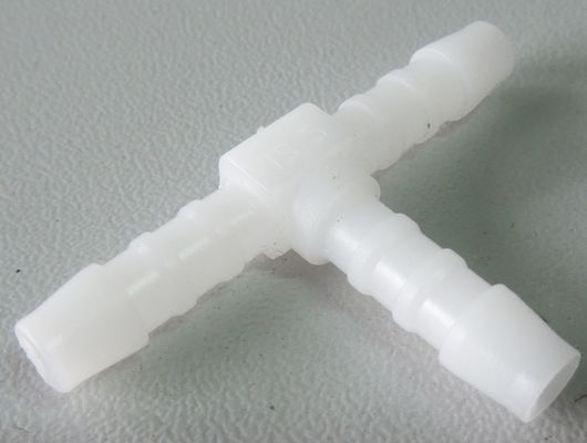 Тройник Т-образный для шлангов D 4 угол 90* NORMA PLAST елочка (пластик)