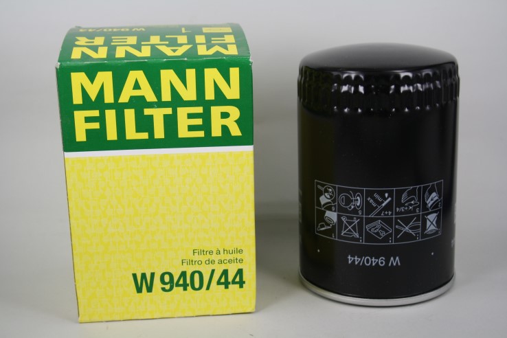 Фильтр масляный Mann W940/44